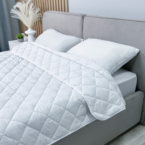 Одеяло Vella «Basis Light» Фото Одеяло Vella «Basis Light»